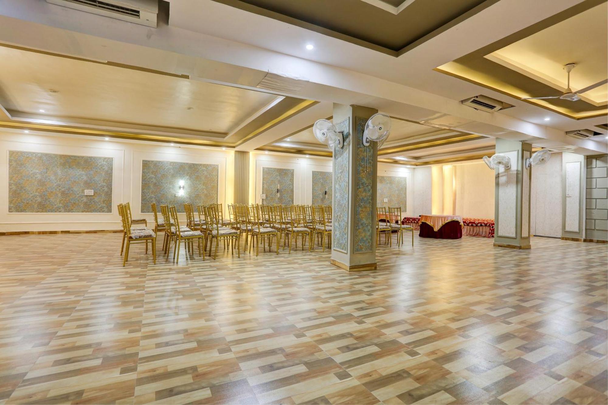 Hotel Collection O Jairaj Alwar Zewnętrze zdjęcie