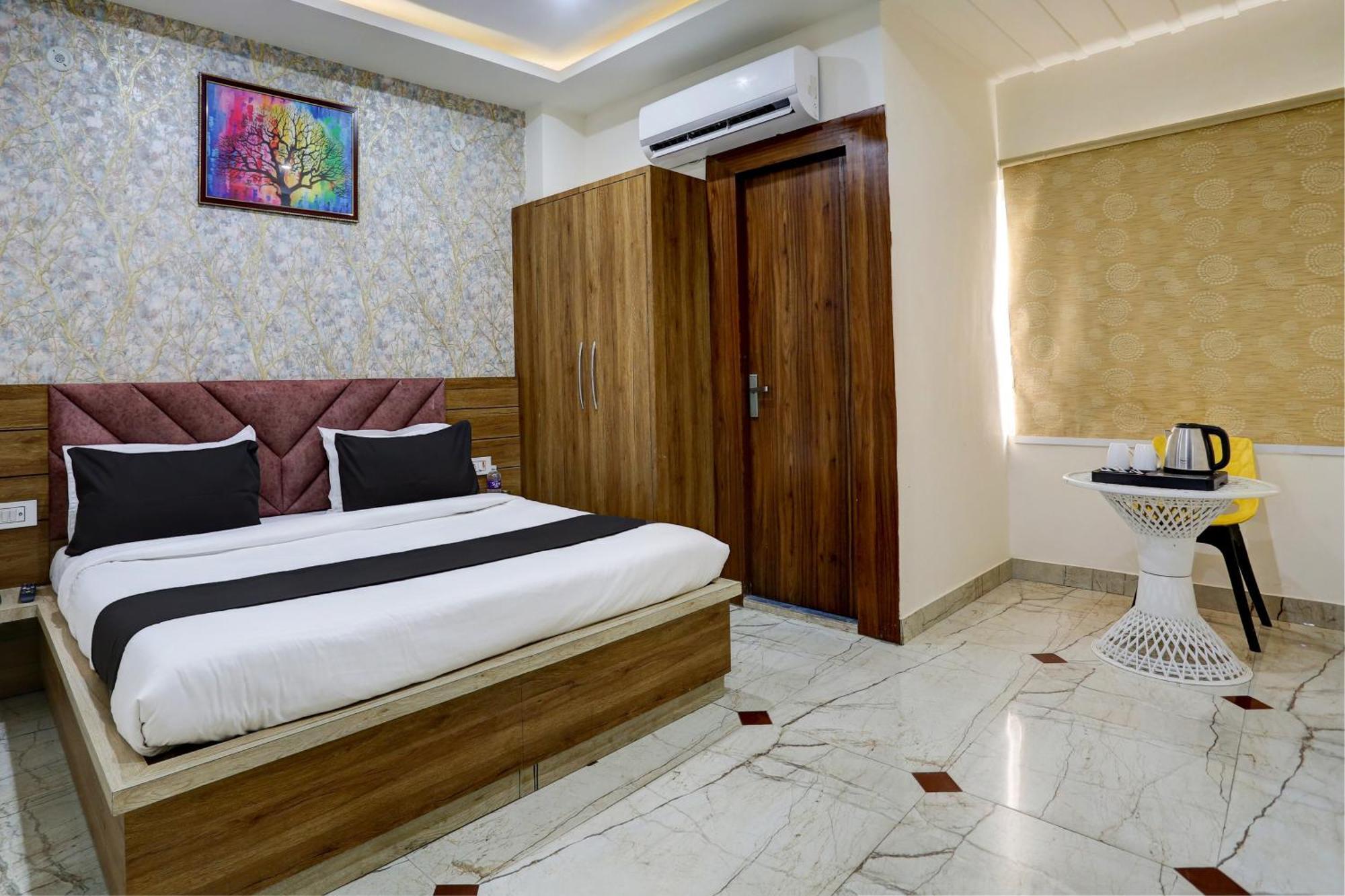 Hotel Collection O Jairaj Alwar Zewnętrze zdjęcie