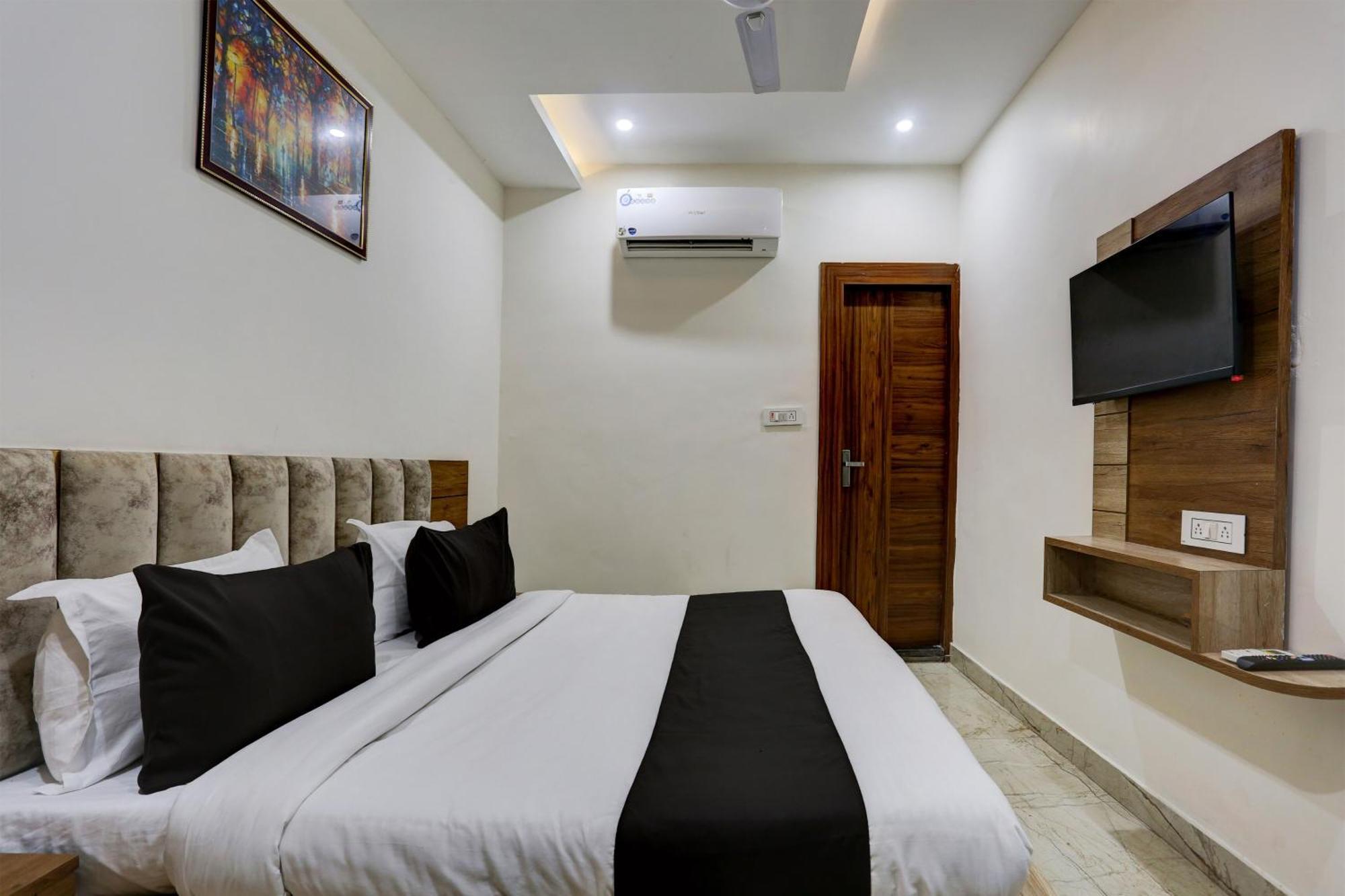 Hotel Collection O Jairaj Alwar Zewnętrze zdjęcie