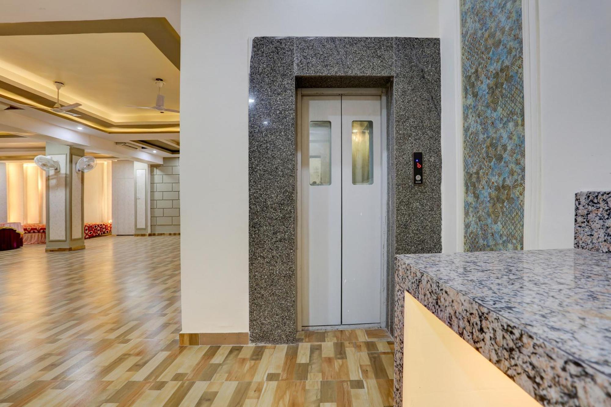 Hotel Collection O Jairaj Alwar Zewnętrze zdjęcie