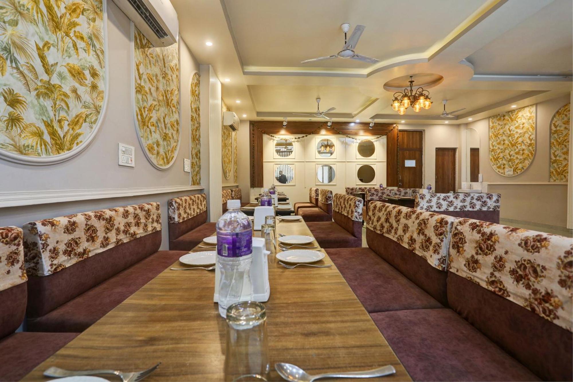 Hotel Collection O Jairaj Alwar Zewnętrze zdjęcie