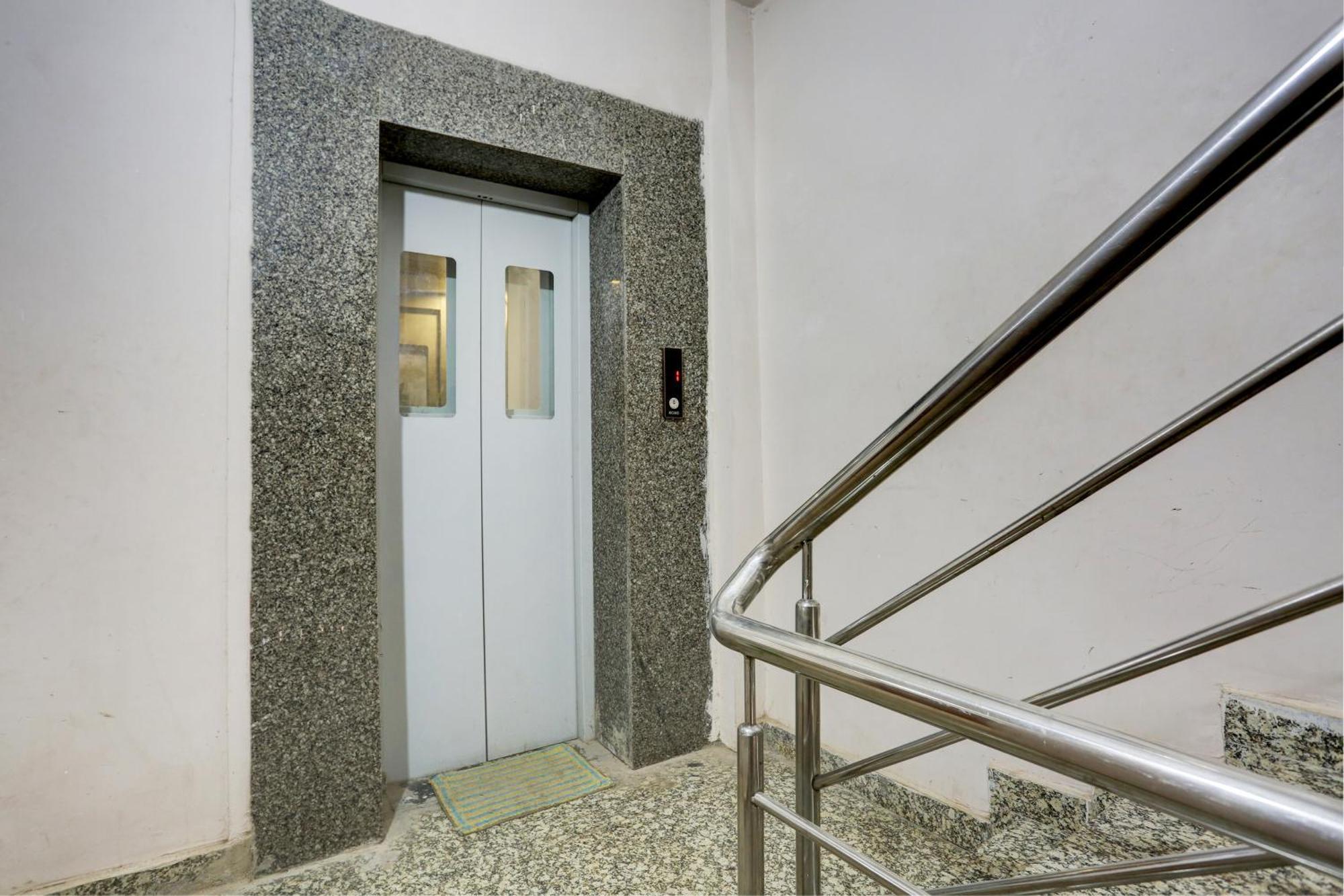 Hotel Collection O Jairaj Alwar Zewnętrze zdjęcie