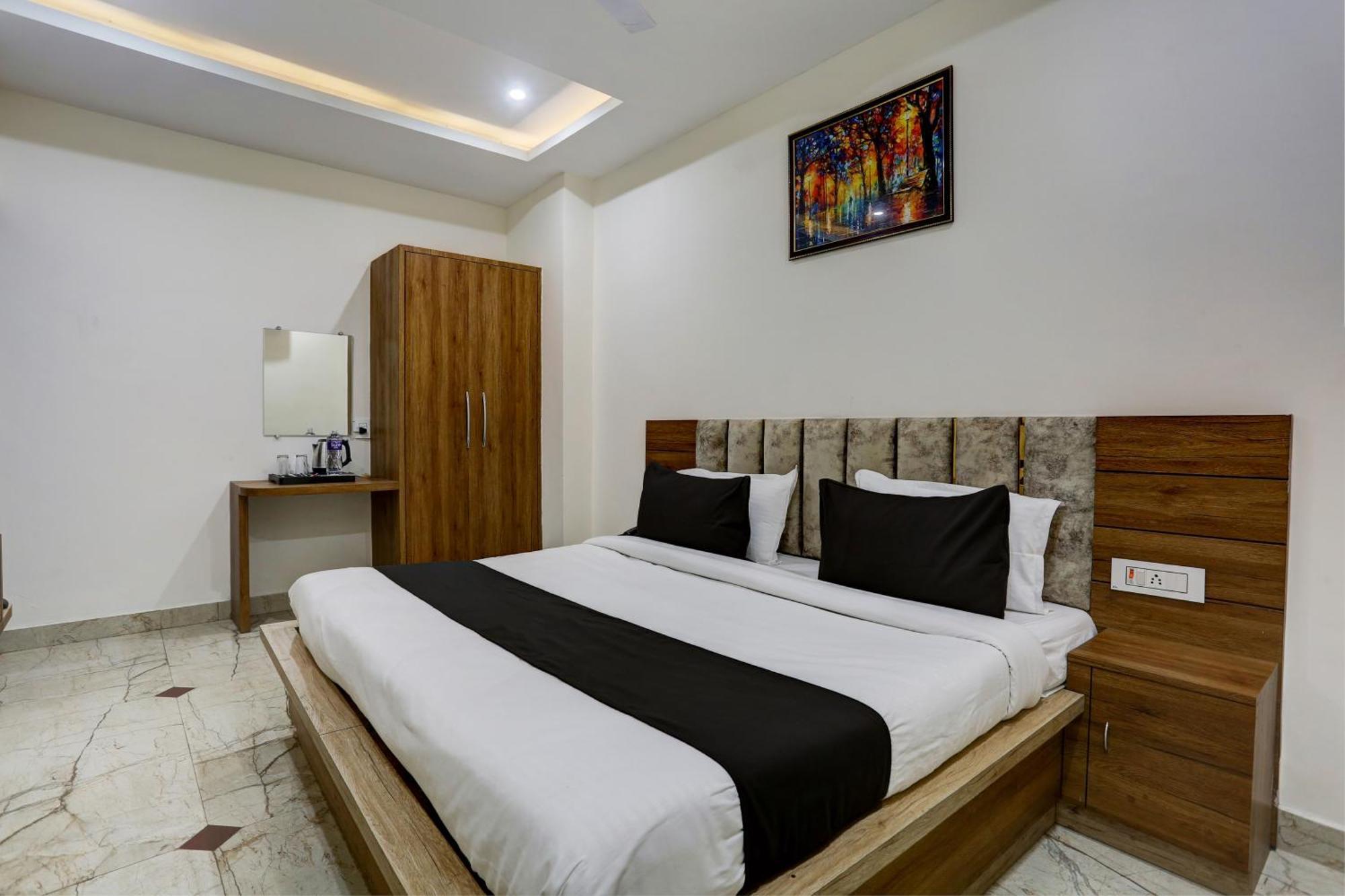 Hotel Collection O Jairaj Alwar Zewnętrze zdjęcie