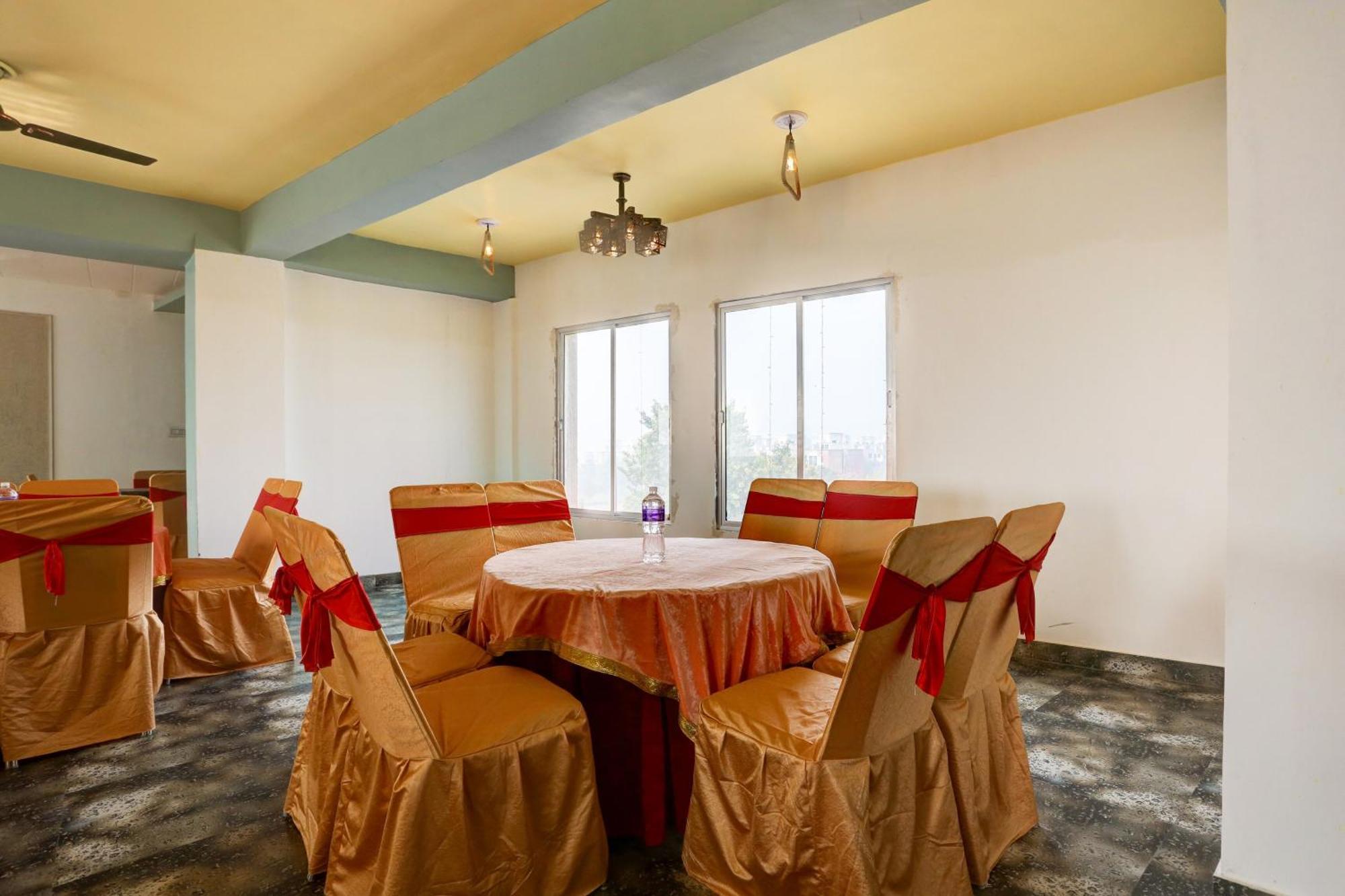 Hotel Collection O Jairaj Alwar Zewnętrze zdjęcie